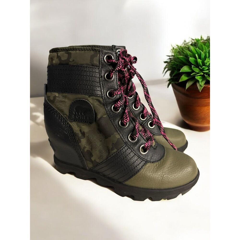Sorel Lexie Girls‎ Wedge Lace-Up Waterproof Leather Boots Camo Canvas Size 1